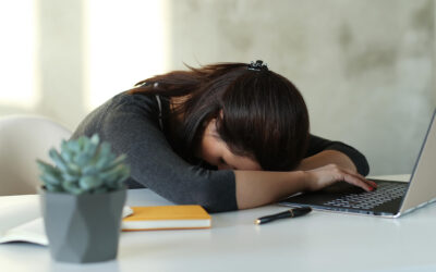 Fatigue and Low Energy: Clear Indicators It’s Time for a Body Detox